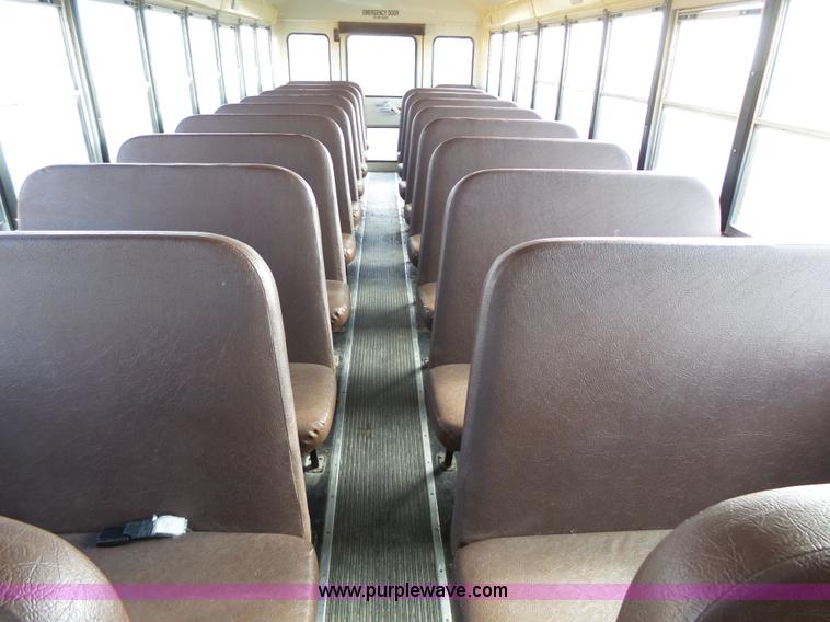 image for item L3643 2005 International CE200 school bus