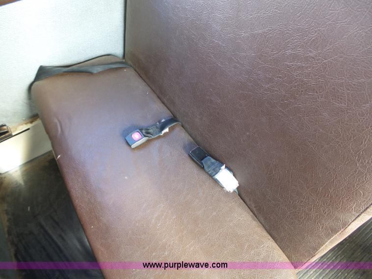 image for item L3643 2005 International CE200 school bus