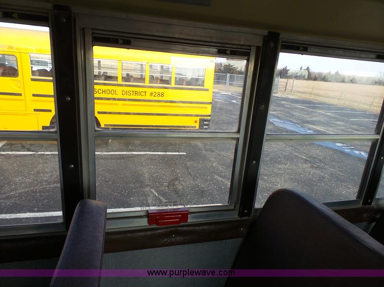 image for item L3643 2005 International CE200 school bus