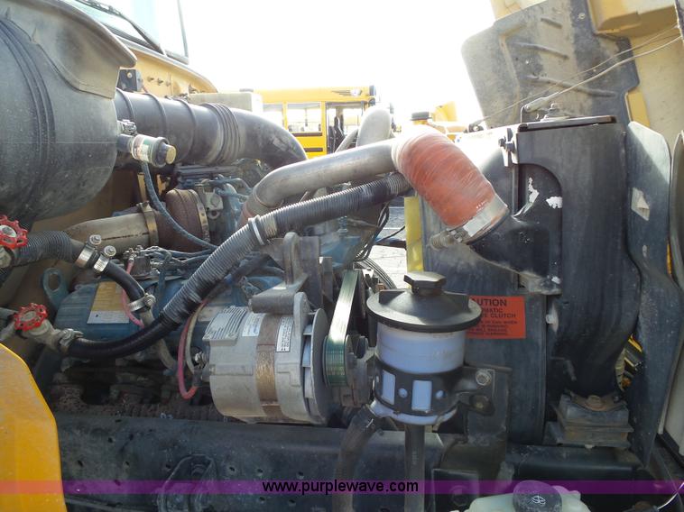 image for item L3643 2005 International CE200 school bus