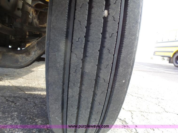 image for item L3644 2001 International Conventional IC school bus