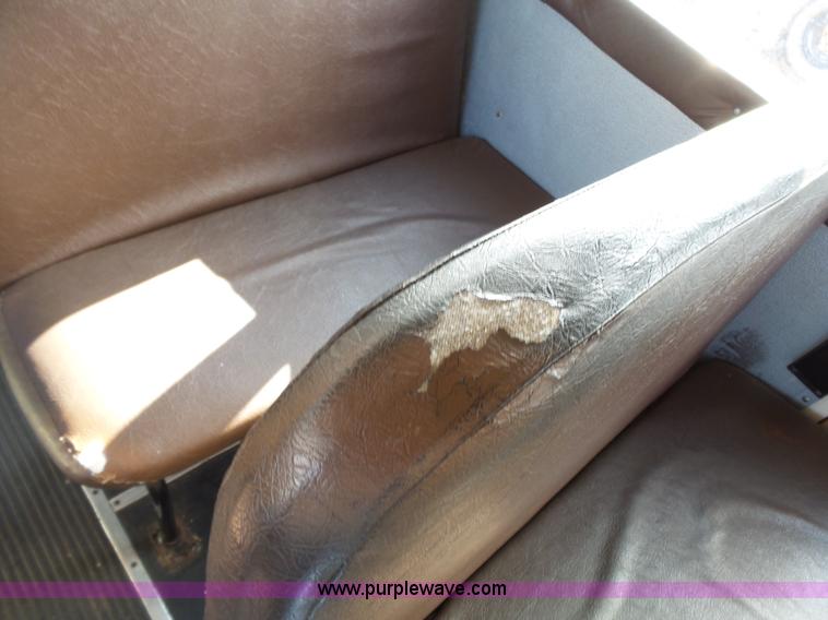 image for item L3644 2001 International Conventional IC school bus