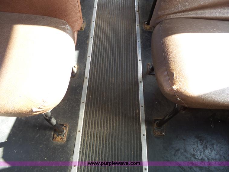 image for item L3644 2001 International Conventional IC school bus