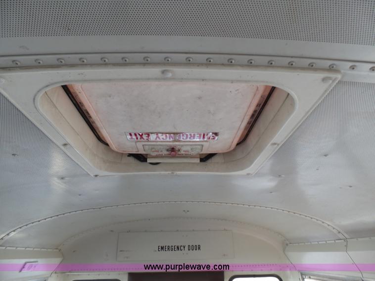 image for item L3644 2001 International Conventional IC school bus