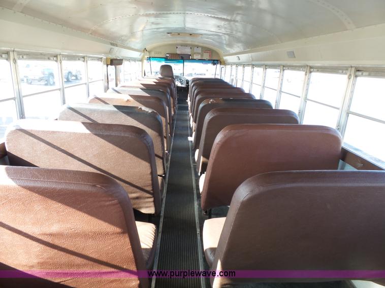 image for item L3644 2001 International Conventional IC school bus