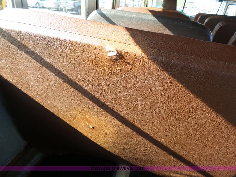 image for item L3644 2001 International Conventional IC school bus