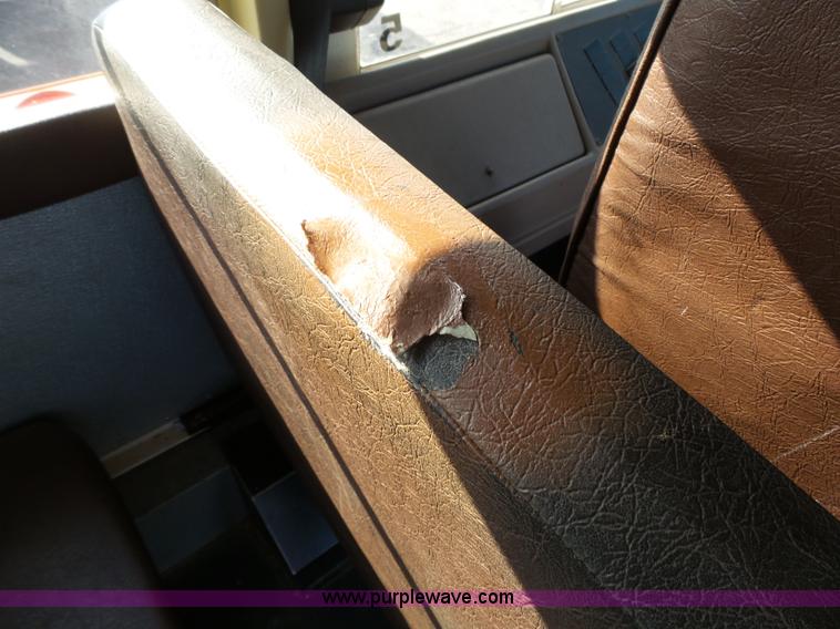 image for item L3644 2001 International Conventional IC school bus