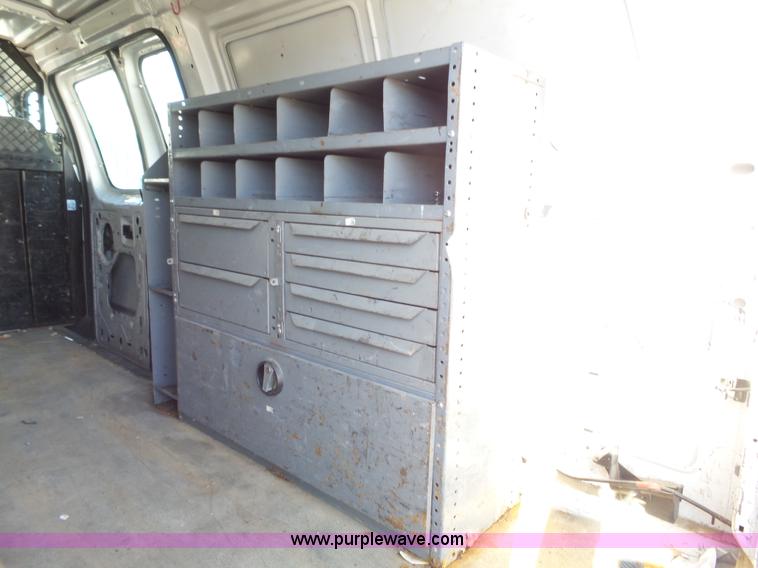 image for item L3657 2002 Ford Econoline E350 Super Duty van