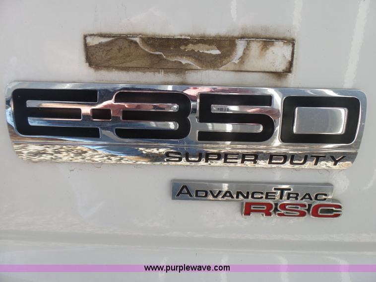 image for item L5397 2011 Ford E350 Super Duty Extended van