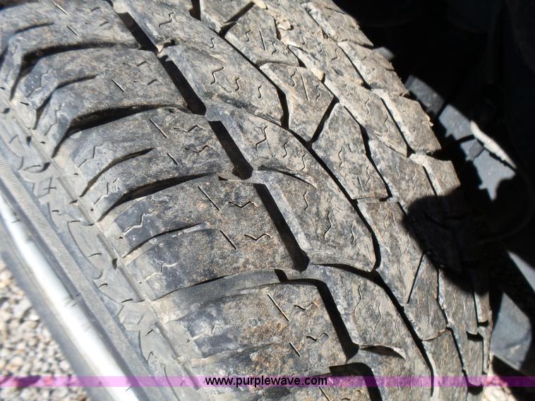 image for item L5397 2011 Ford E350 Super Duty Extended van