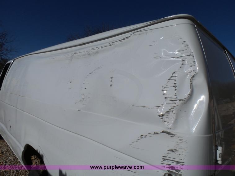 image for item L5397 2011 Ford E350 Super Duty Extended van