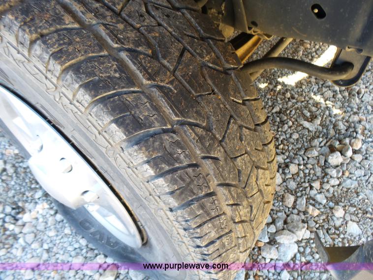 image for item L5397 2011 Ford E350 Super Duty Extended van