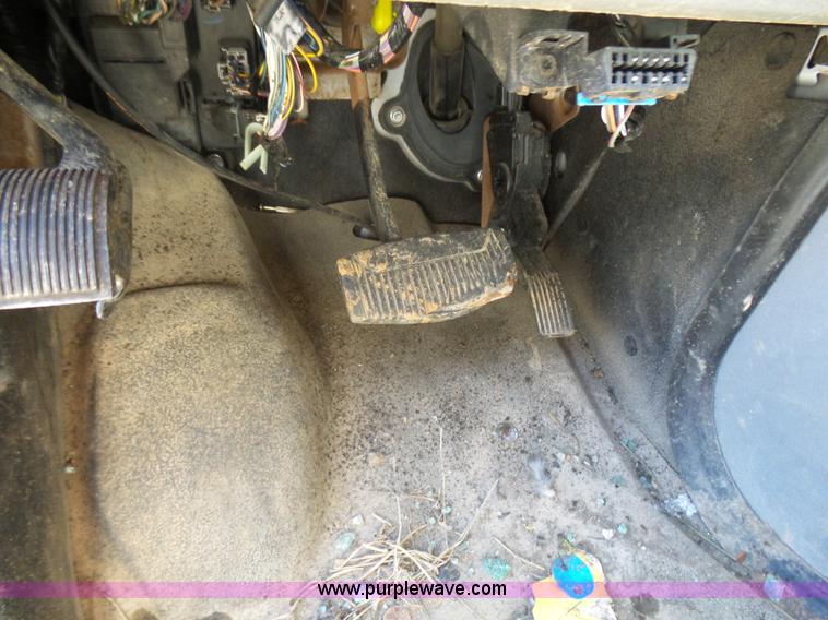 image for item L5397 2011 Ford E350 Super Duty Extended van