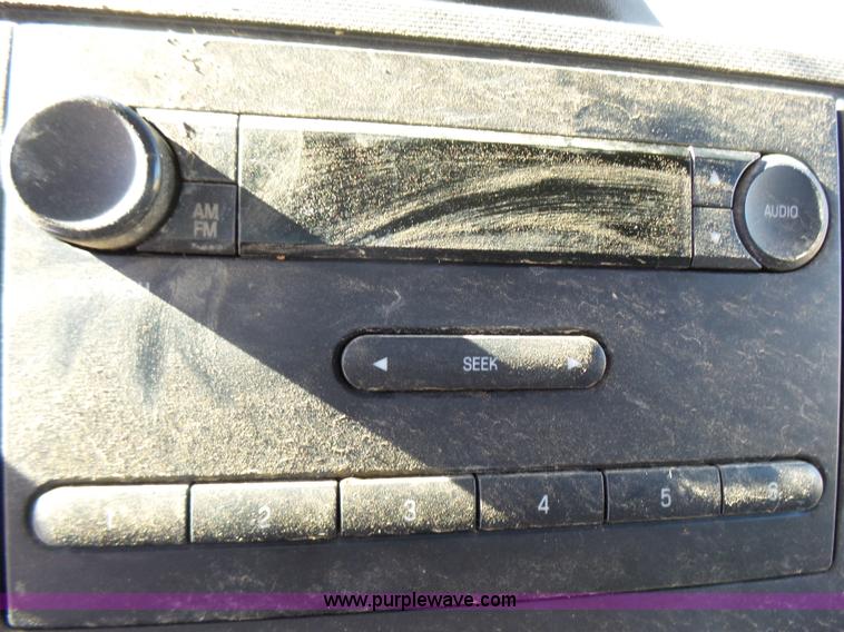 image for item L5397 2011 Ford E350 Super Duty Extended van