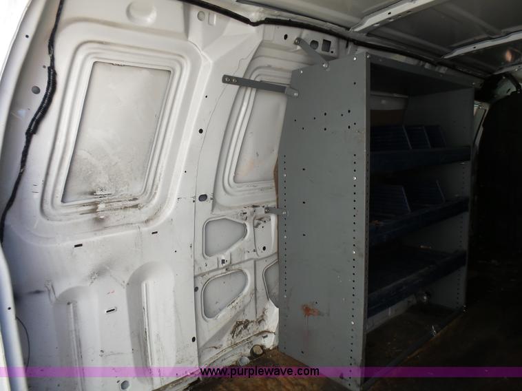 image for item L5397 2011 Ford E350 Super Duty Extended van