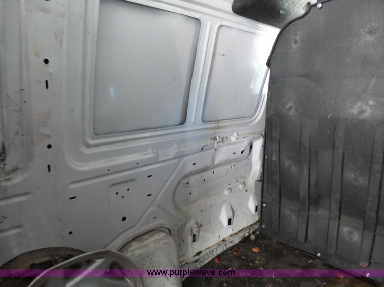 image for item L5397 2011 Ford E350 Super Duty Extended van