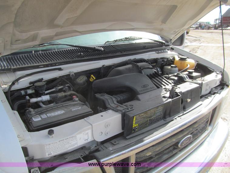 image for item L5507 2003 Ford E350 Extended van