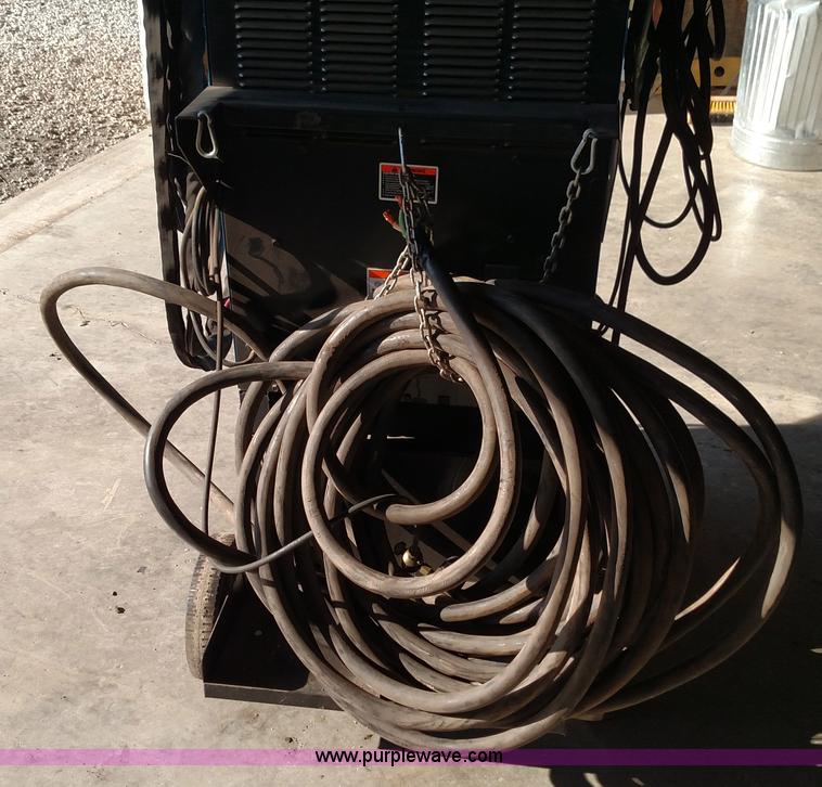 image for item L6103 Miller Syncrowave 250DX welder