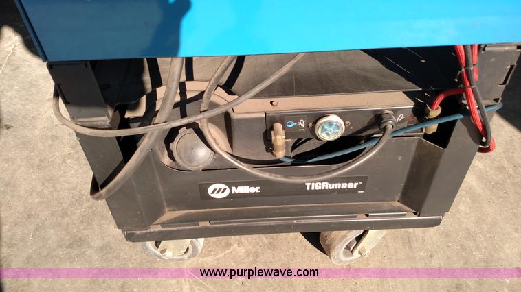 image for item L6103 Miller Syncrowave 250DX welder