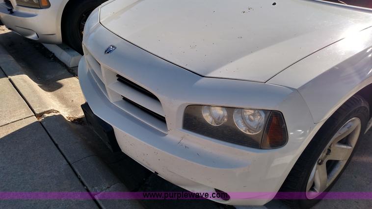 image for item L6107 2007 Dodge Charger