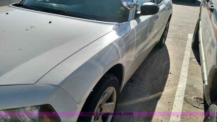 image for item L6107 2007 Dodge Charger
