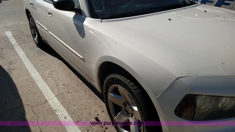 image for item L6107 2007 Dodge Charger