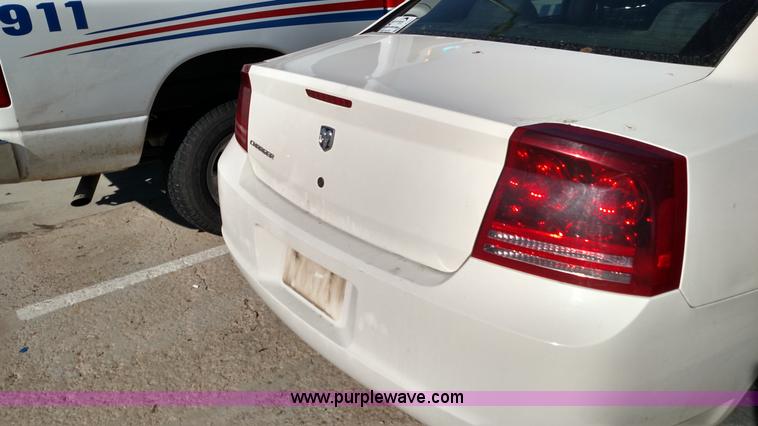 image for item L6107 2007 Dodge Charger