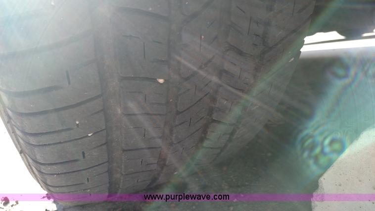 image for item L6108 2009 Dodge Charger SE