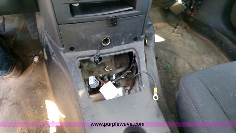 image for item L6108 2009 Dodge Charger SE