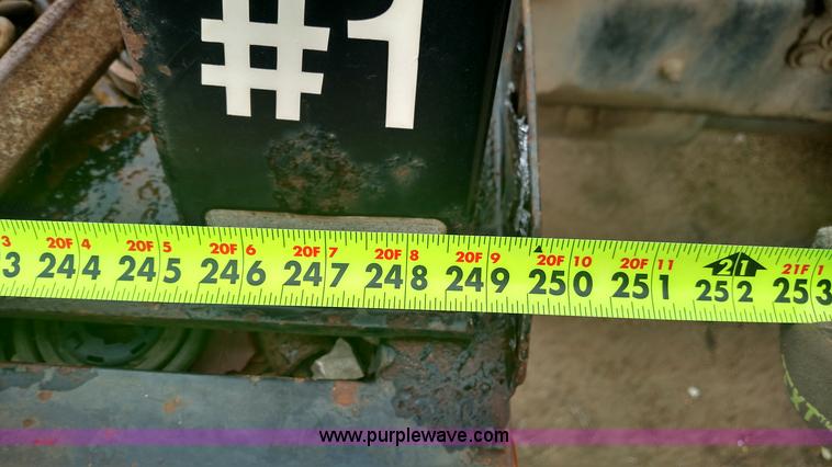 image for item L6112 2004 International DuraStar 4300 rollback truck