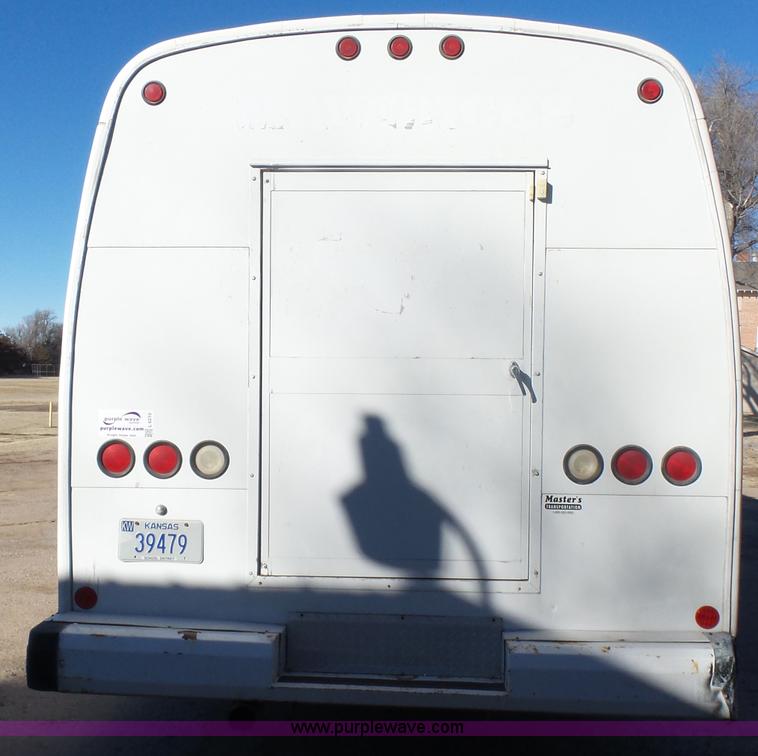 image for item L6210 1997 Freightliner Champion school bus