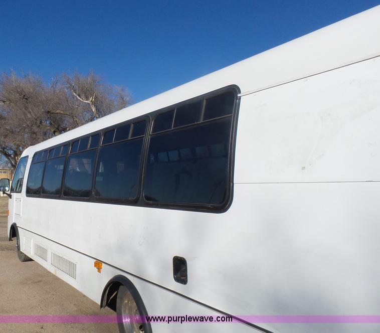 image for item L6210 1997 Freightliner Champion school bus