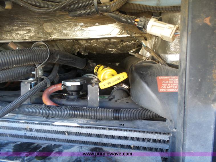 image for item L6210 1997 Freightliner Champion school bus