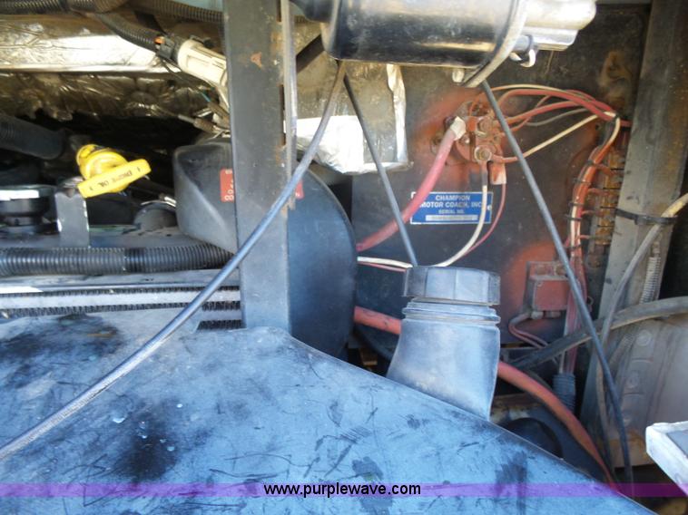 image for item L6210 1997 Freightliner Champion school bus