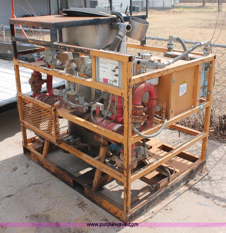 image for item L6779 Geo-loop 50-500 geothermal water well grout machine