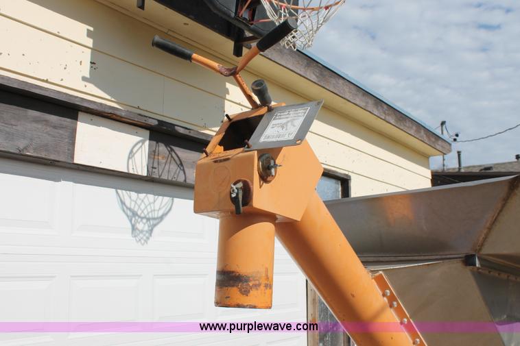 image for item L6779 Geo-loop 50-500 geothermal water well grout machine