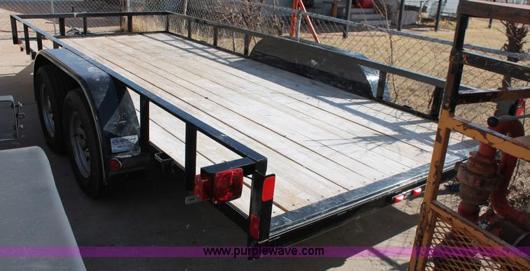 image for item L6781 2016 Lamar equipment trailer