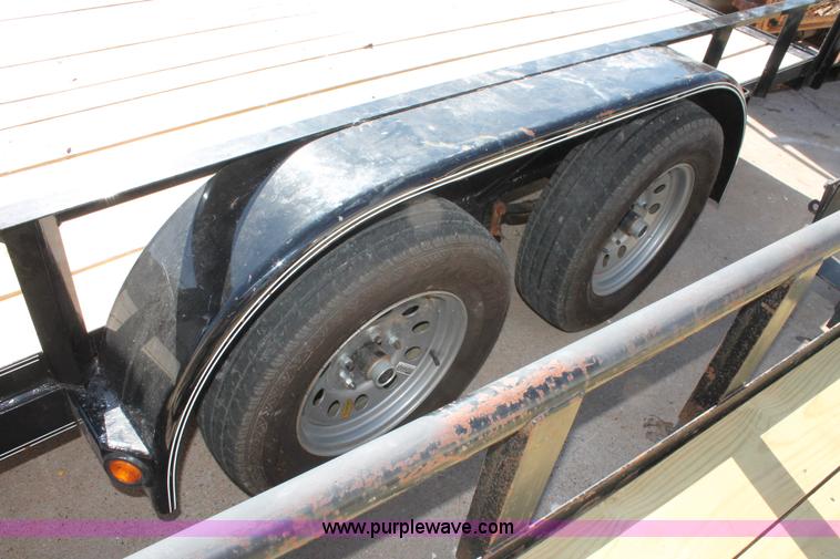 image for item L6781 2016 Lamar equipment trailer