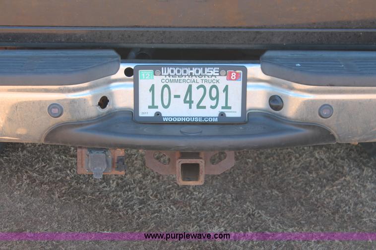 image for item L6785 2003 Ford F250 Super Duty Lariat SuperCab pickup truck