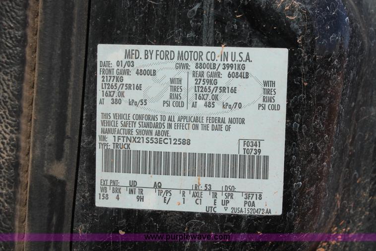 image for item L6785 2003 Ford F250 Super Duty Lariat SuperCab pickup truck