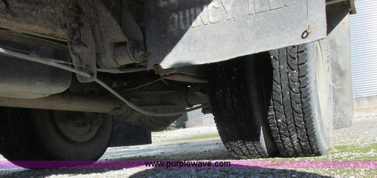 image for item L7004 1992 Chevrolet 3500 flatbed pickup truck