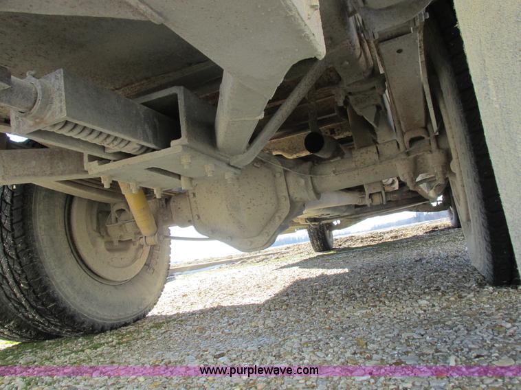 image for item L7004 1992 Chevrolet 3500 flatbed pickup truck