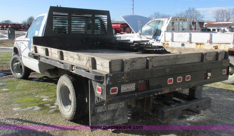 image for item L7005 1998 Chevrolet 3500 flatbed pickup truck