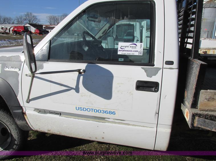 image for item L7005 1998 Chevrolet 3500 flatbed pickup truck