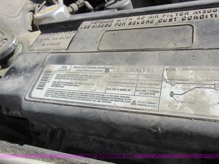 image for item L7005 1998 Chevrolet 3500 flatbed pickup truck