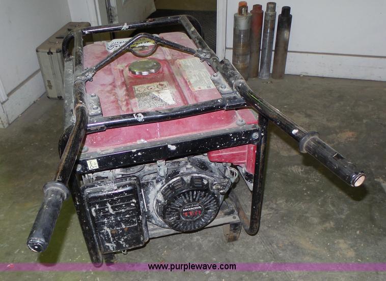 image for item L7031 Honda EB5000 generator