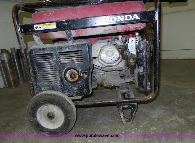 image for item L7031 Honda EB5000 generator