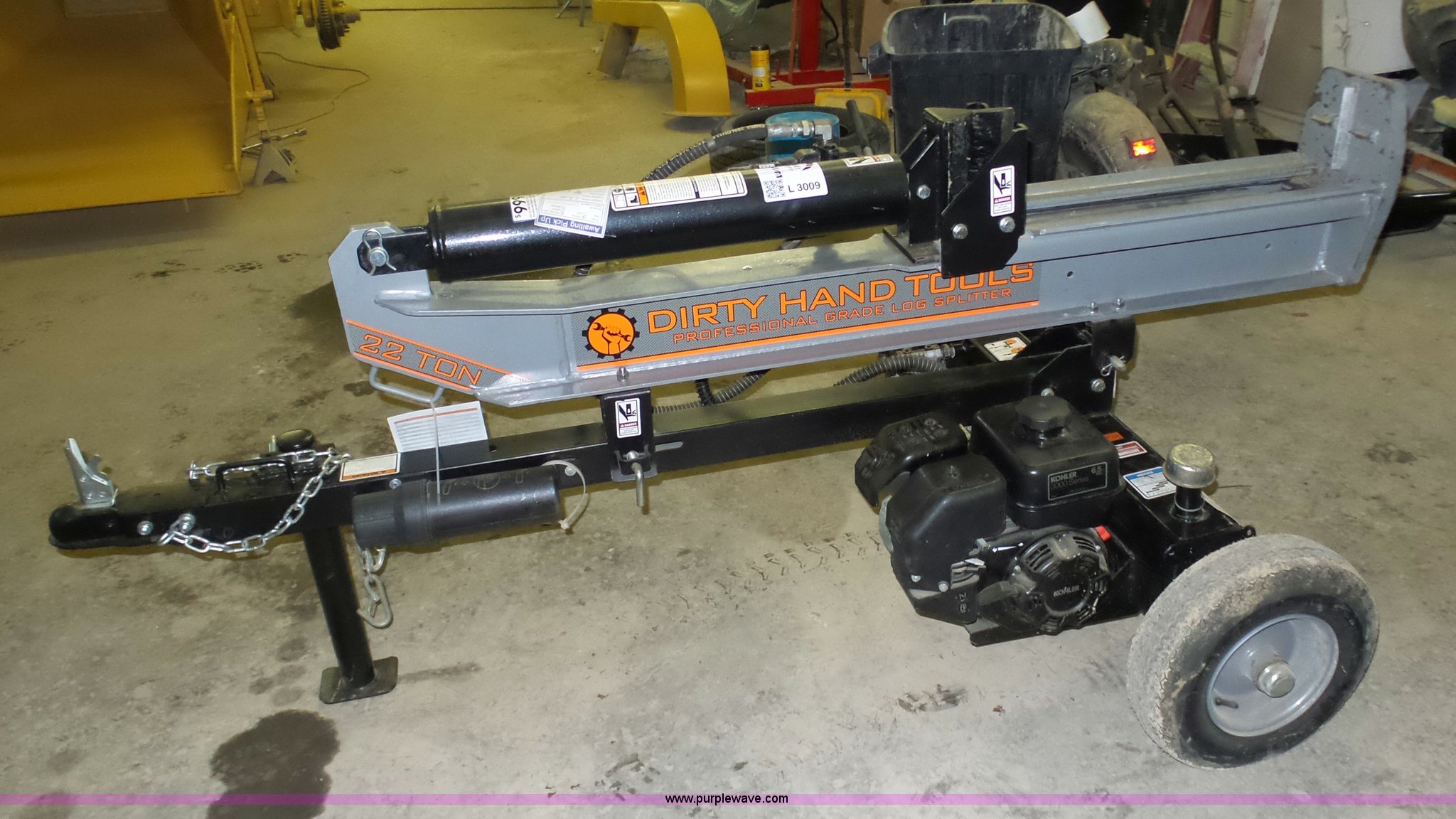 Dirty Hand Tools log splitter in Blue Springs, MO Item L3009 sold
