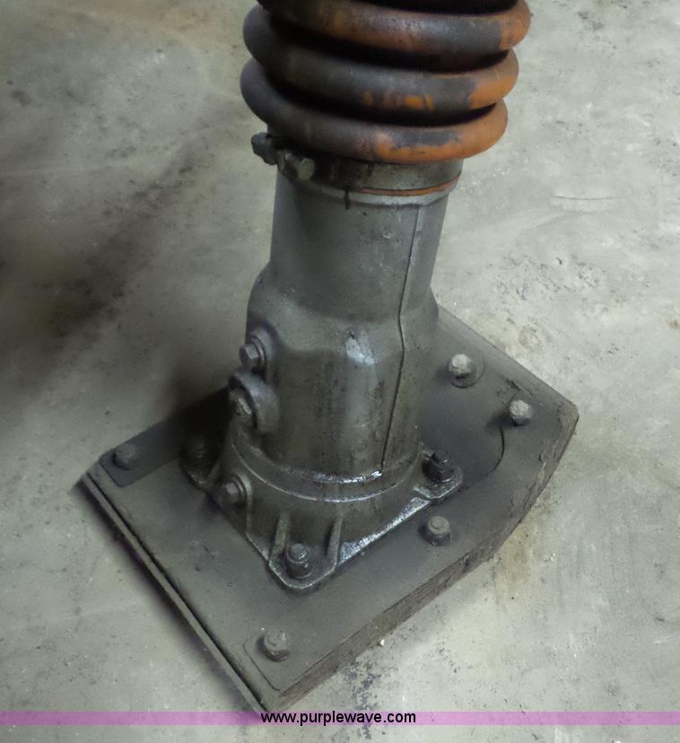 image for item BF9162 Multiquip Mikasa MT-55F rammer