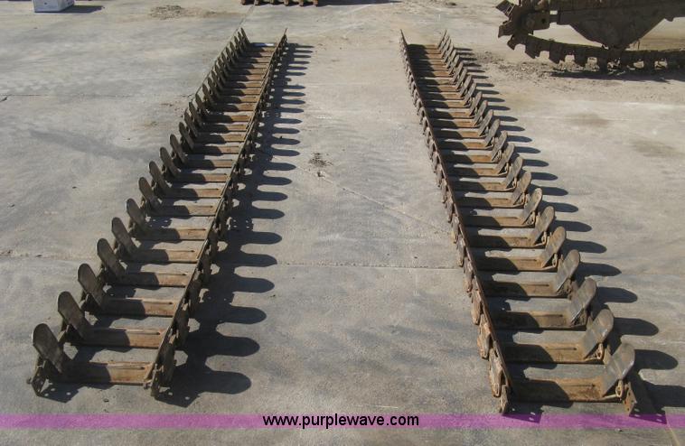 image for item BP9625 Loegering tire crawlers